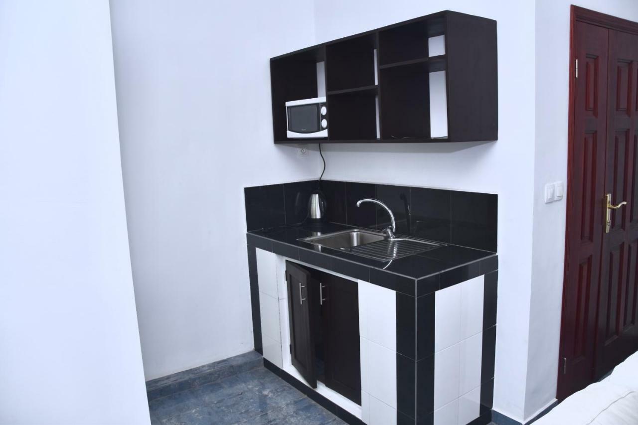 Hotel La Couronne Rw Yaounde Ngoại thất bức ảnh